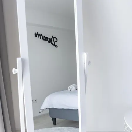 Apartment Amazing In By Valentino - Free Garage Parking *